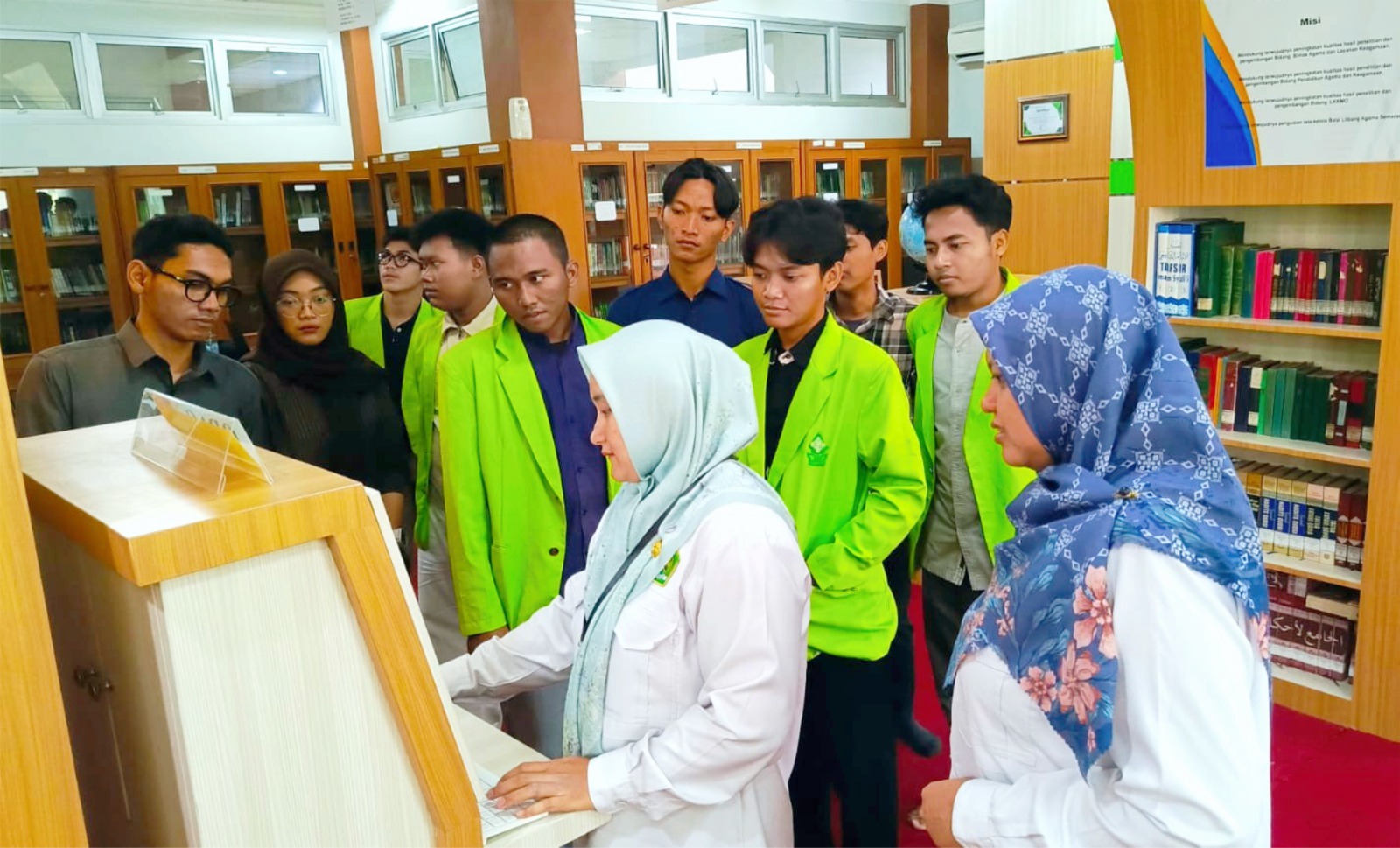 Bimbingan Pemustaka, Bekali Mahasiswa UIN Walisongo Menemukan Sumber Informasi yang Tepat