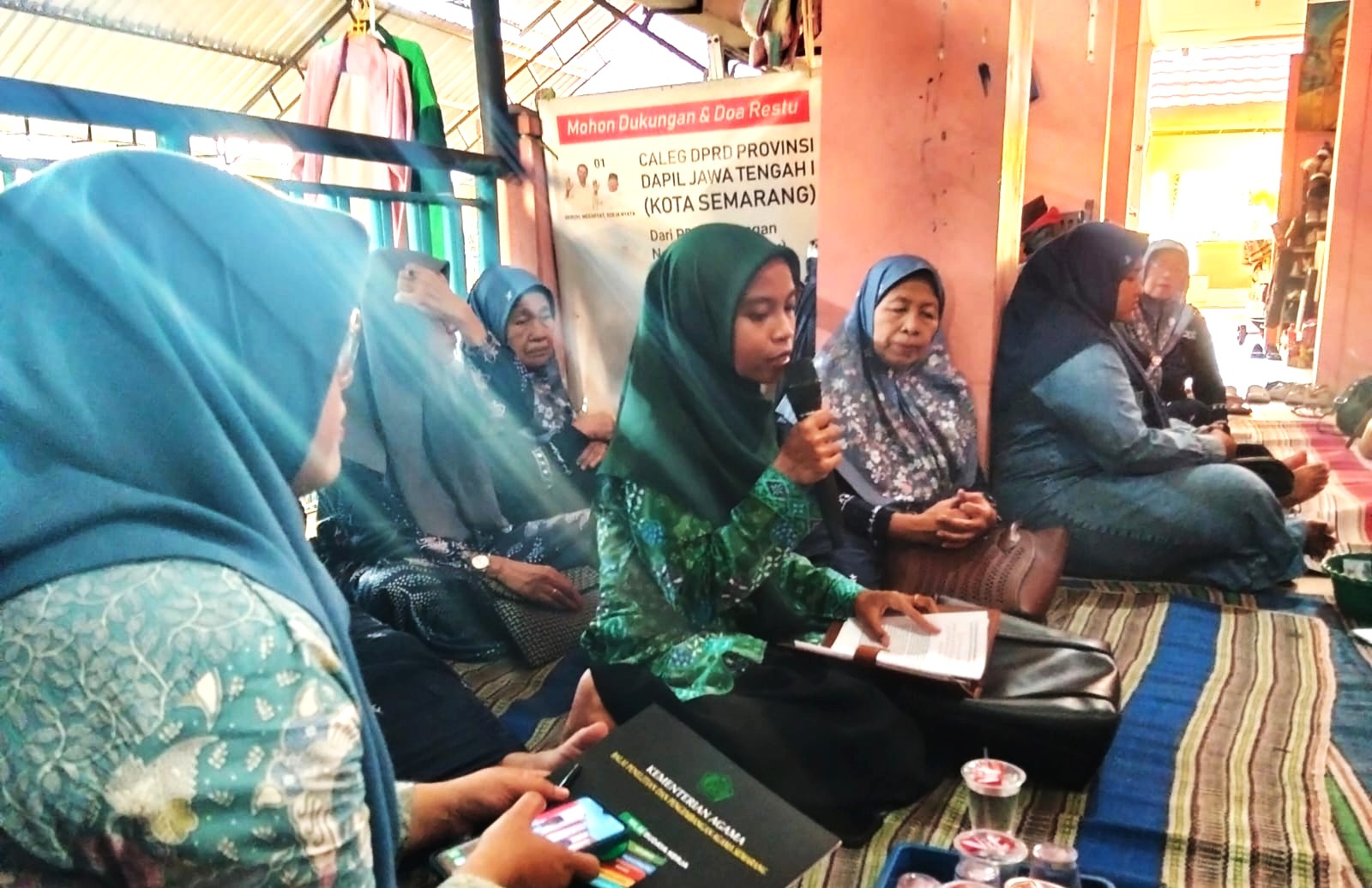Moderasi Beragama Dimulai dari Keluarga, Ibu Berperan Tanamkan Sikap Toleran